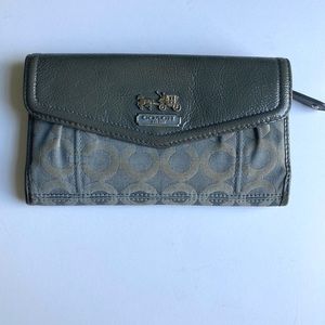 Coach womens wallet